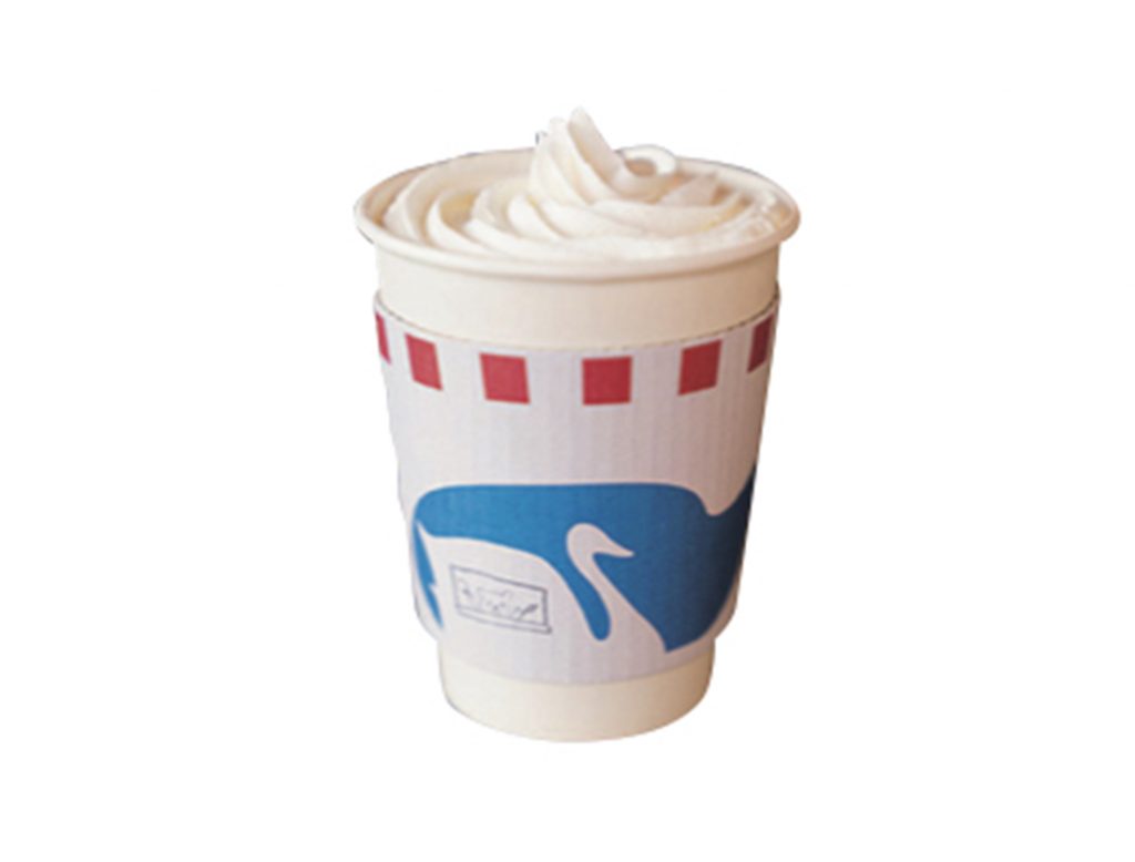 ホイップクリームのせの「クリームラテ(HOT)」(390円) ホイップクリームのせの「クリームラテ(HOT)」(390円)