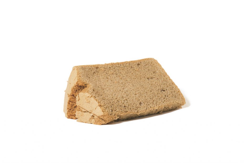 「ほうじ茶シフォン」(300円) 「ほうじ茶シフォン」(300円)