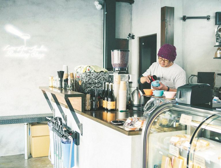 <span class="title">Latte Art Junkies Roasting Shop  北野天満宮店</span>