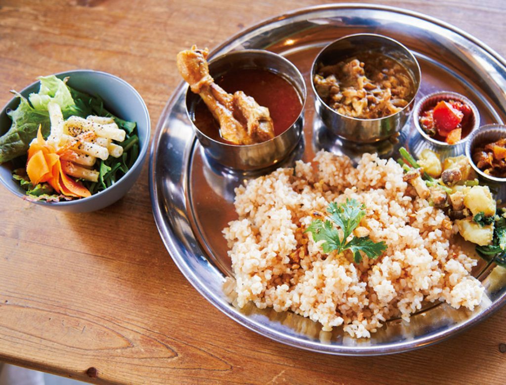 Today’s Curryは豆とチキンのカレー(1,200円) DMA-_78A0621_170507s