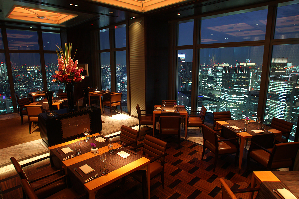 Mandarin-Oriental-Tokyo_KSHIKI_Night-View