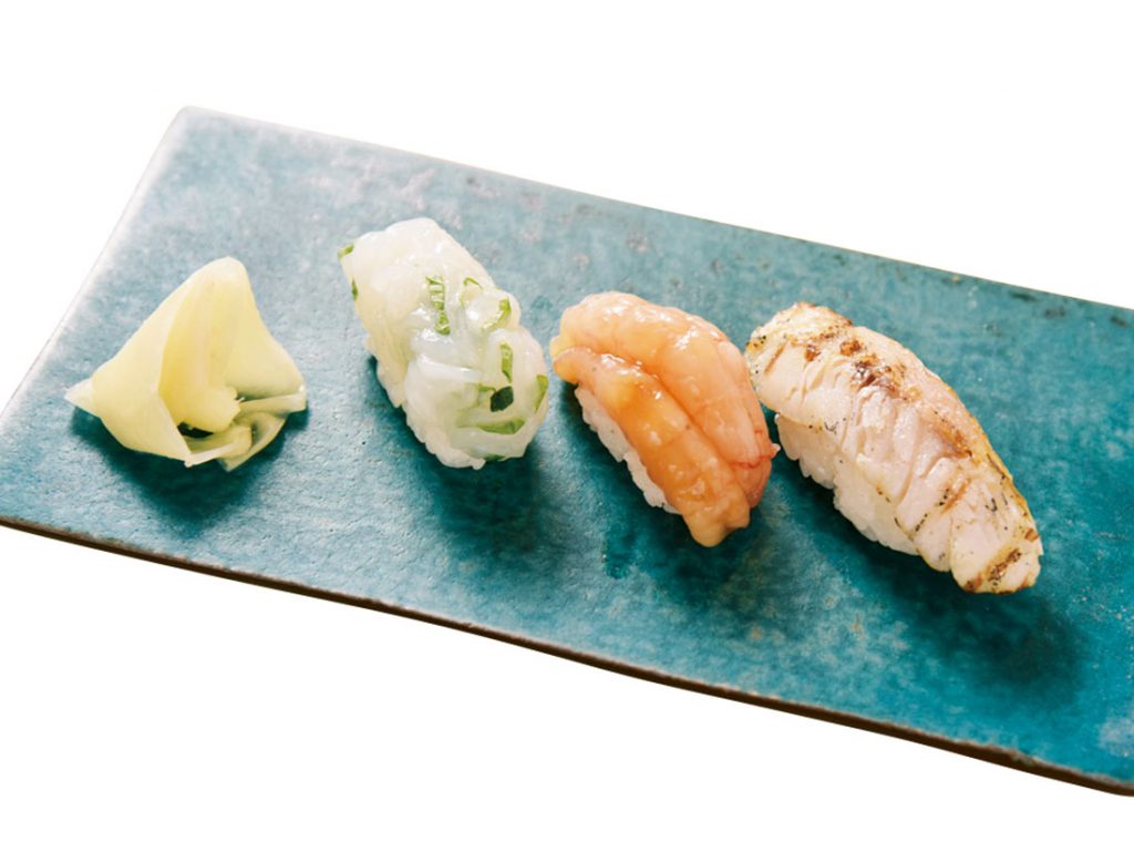 おまかせ握り3,000円(握り8貫、巻物、味噌汁)~、ランチ2,200円~ DMA-kuratake_0027