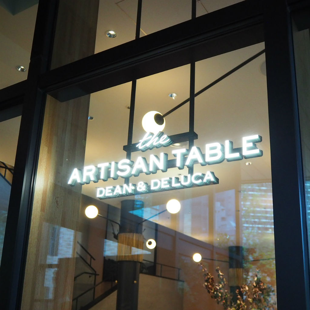 THE ARTISAN TABLE・DEAN & DELUCA