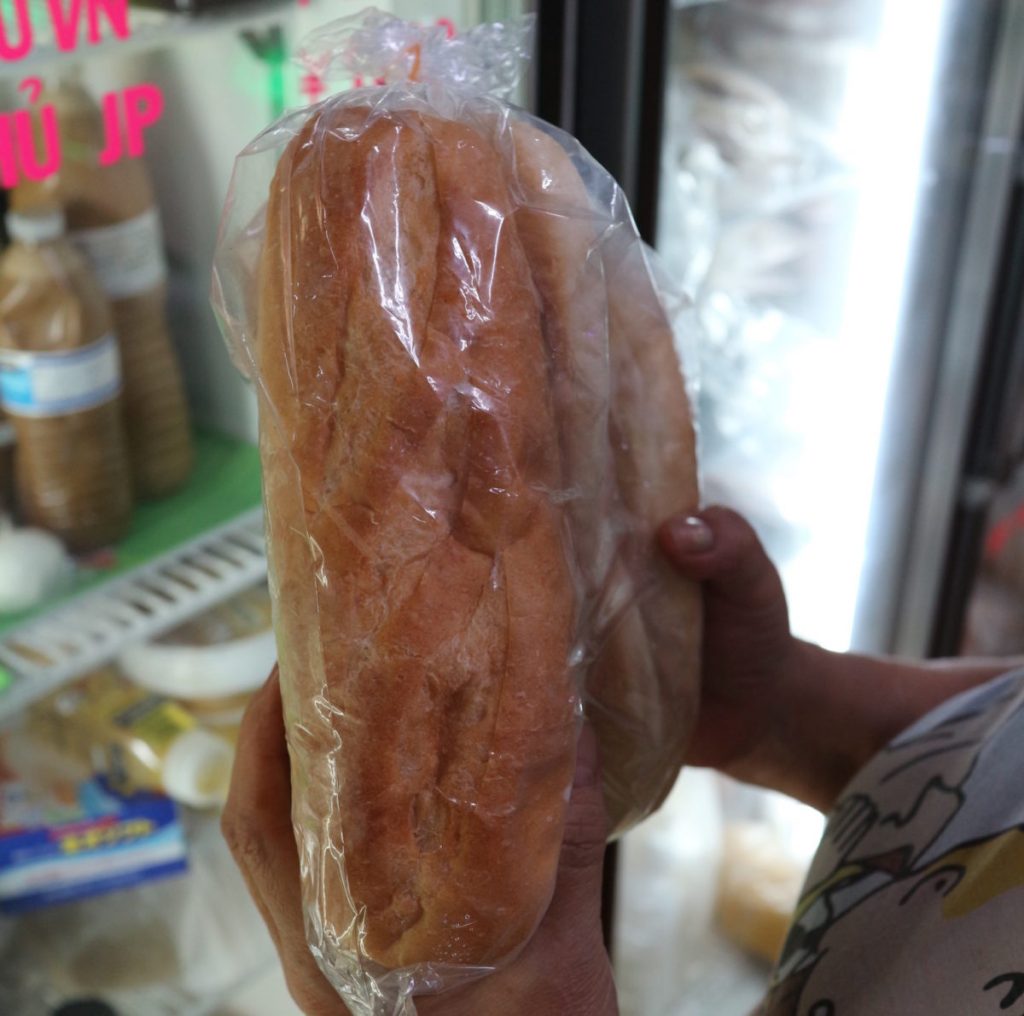 パンの仕入先に衝撃。 いちょう団地