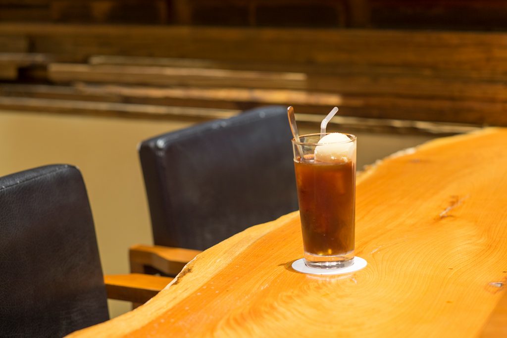 「コーヒーフロート」(750円)(税込) KAPPABASHI COFFEE & BAR