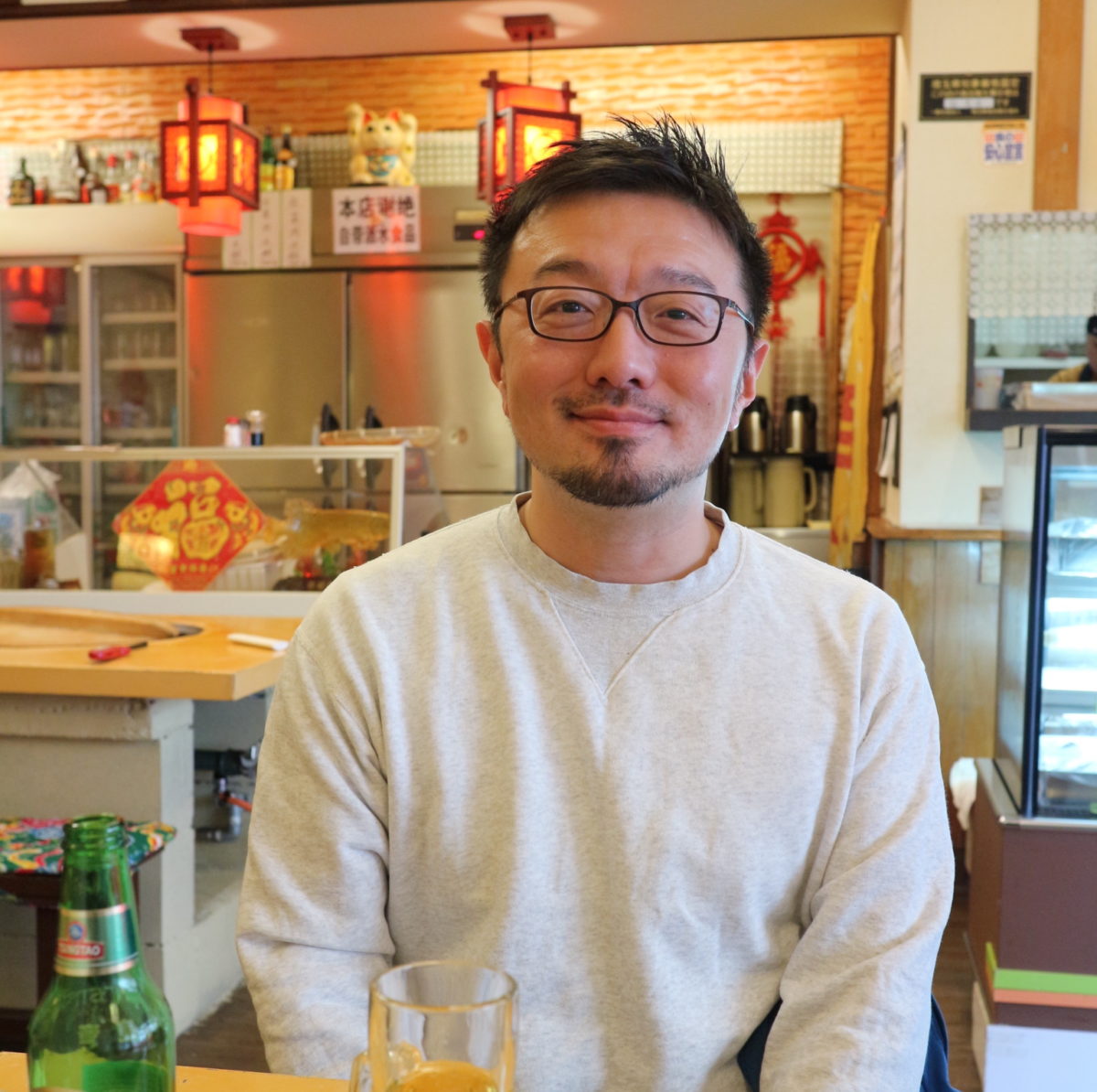 フードライターの白央篤司（はくおうあつし）さん。日本各地の郷土食を調べてまわるのが専門だそう。