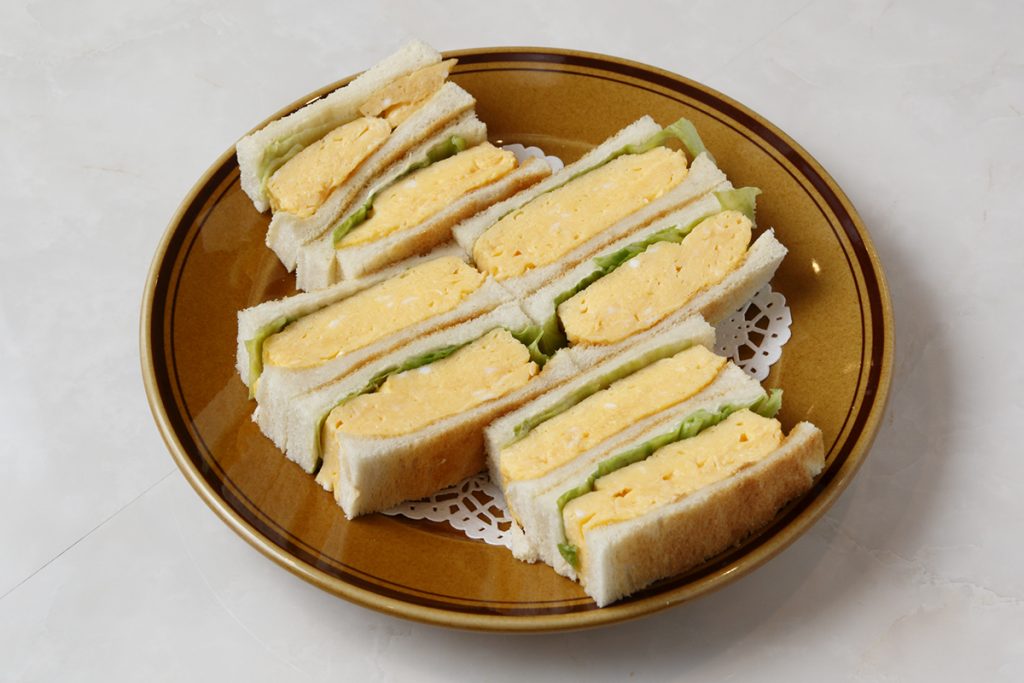 「ホットサンドトーストセット」900円 242