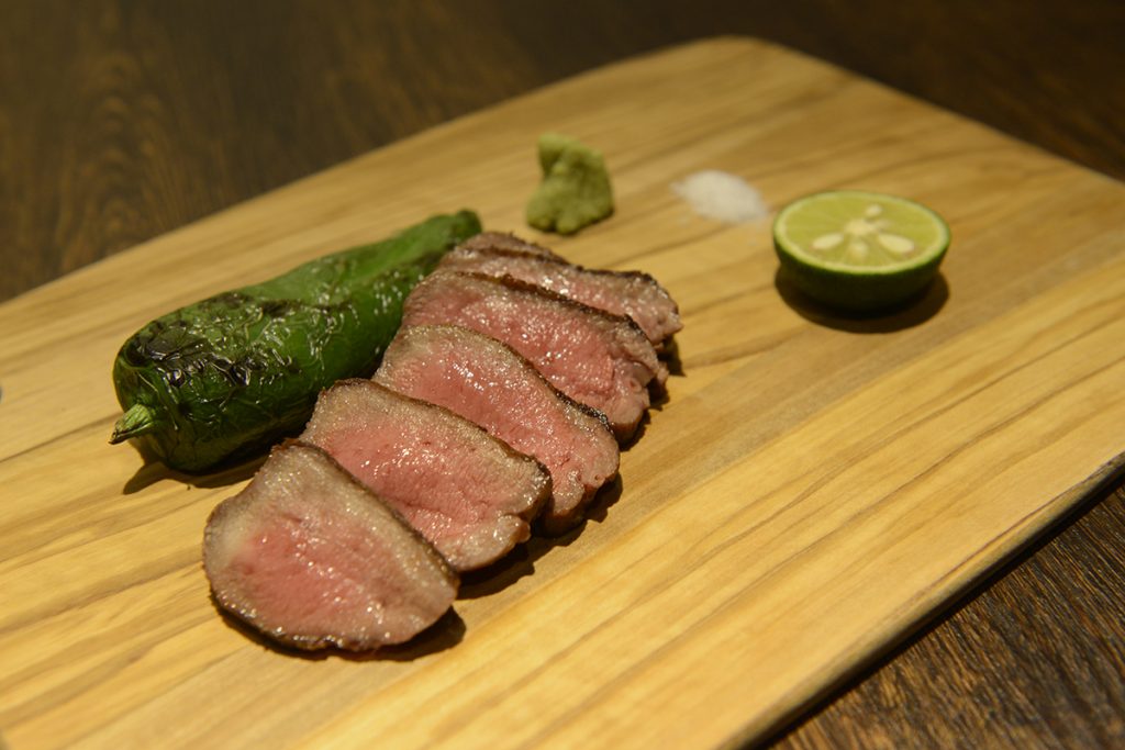 米国産牛タン炭焼き特上ステーキ2,000円 260