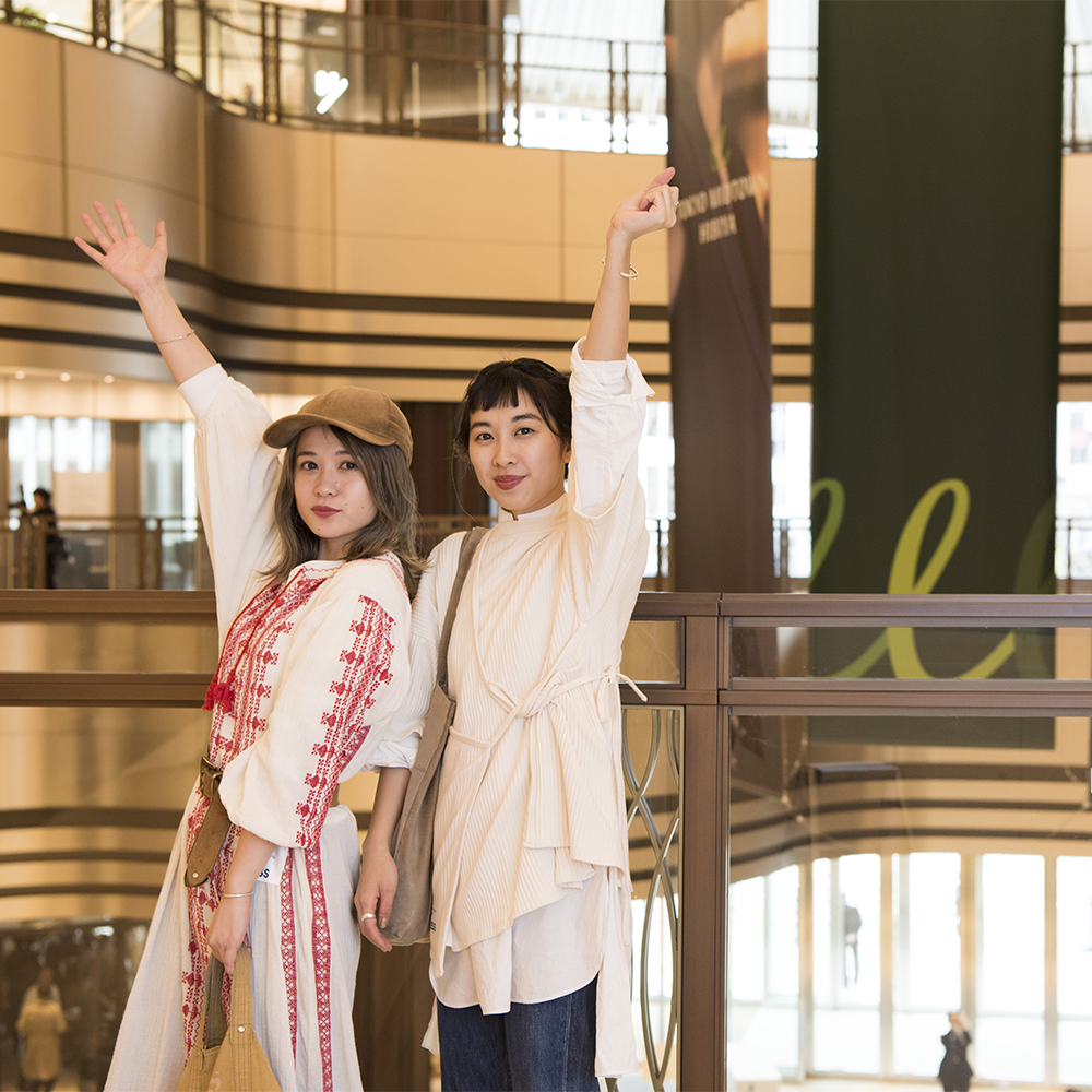 左が藤沢麻衣さん、右が板倉由紀さん。