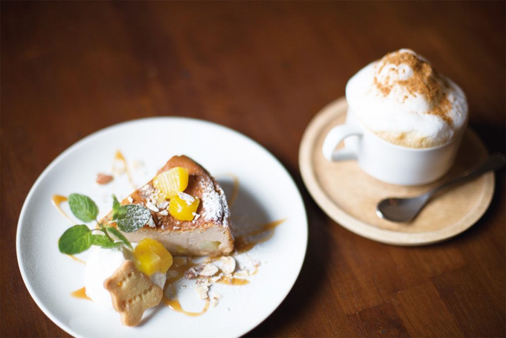 心ほぐれる濃厚チーズ コーヒーと一緒に頂きたいチーズケーキがある喫茶店まとめ Food Hanako Tokyo