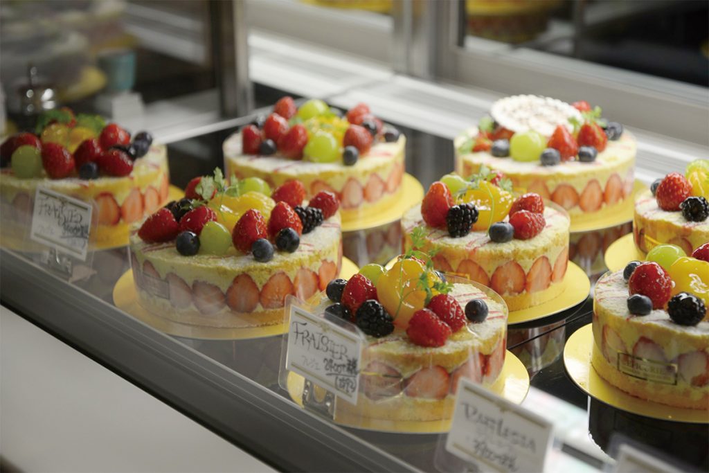 ホールケーキは予約がベター。 f0289e9632b833dd5448b5e367865c34