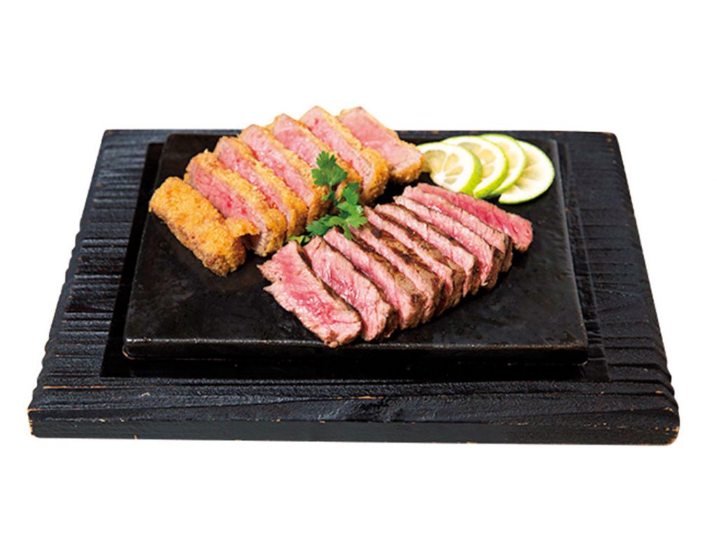 「みなせ牛のステーキとカツレツ」2,560円 DMA-_G4A7381
