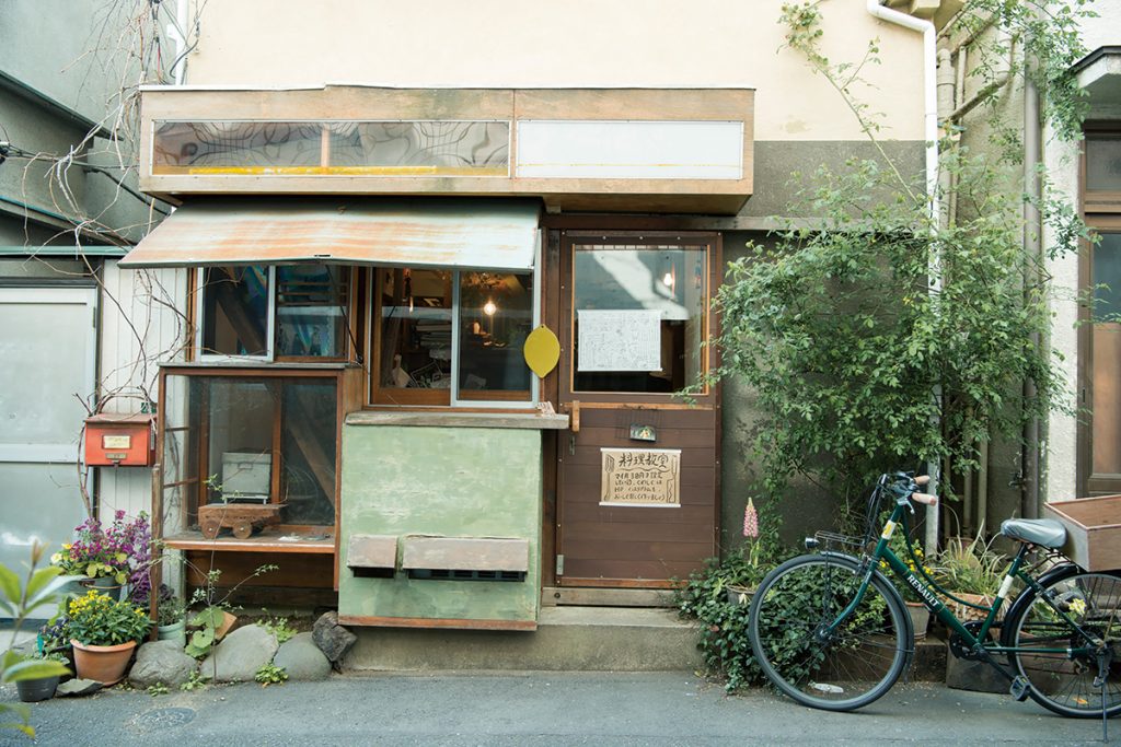 空間や器にもセンスが光る 女子のひとりごはんにおすすめしたい おいしい食堂2軒 Food Hanako Tokyo