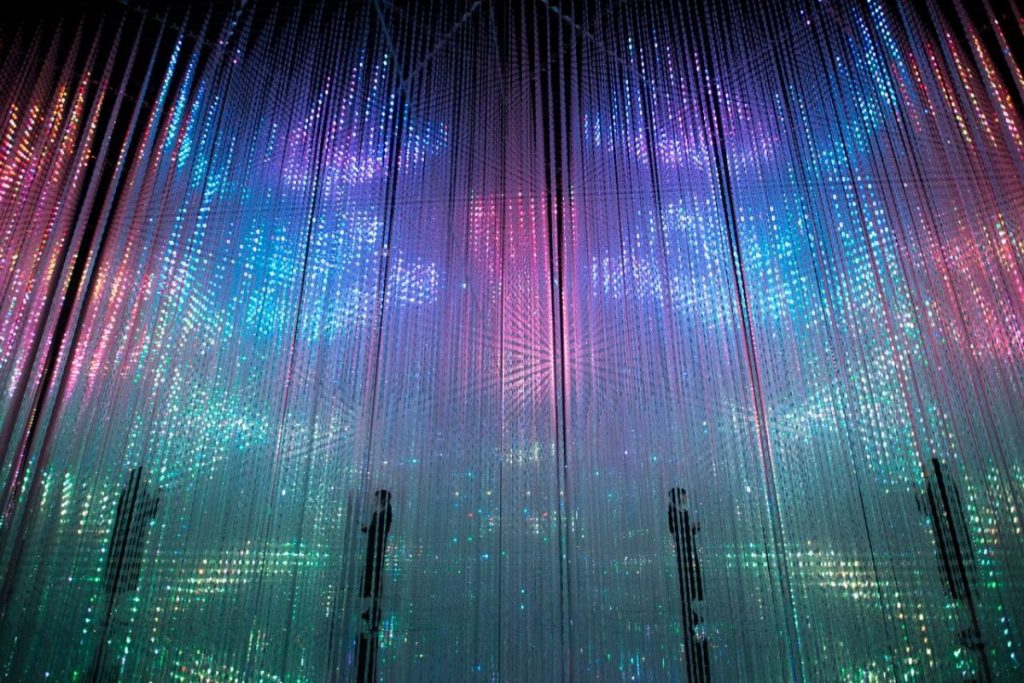 「Wander through the Crystal World」 Main_Wander20through20the20Crystal20World_preview.jpeg