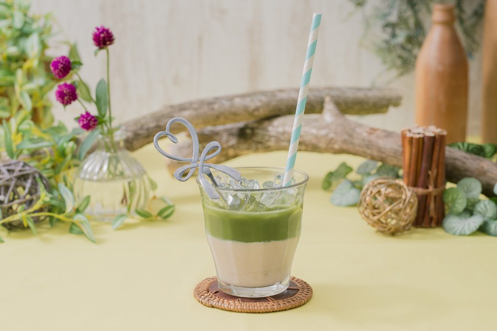 期間限定で無料 スーパーフード ケールのアレンジドリンクが楽しめる Q Sai Kale Cafe 表参道 が登場 Report Hanako Tokyo