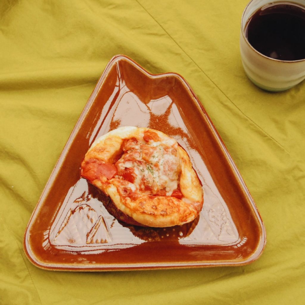 「まるごと!ハンバーグパン」 Processed with VSCO with a6 preset