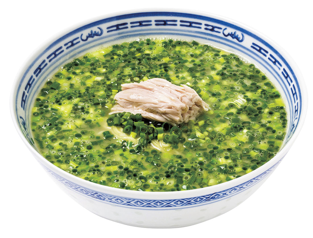 7時間煮詰めて作るスープが絶品の「鶏白湯麺（とりぱいたんめん）」。