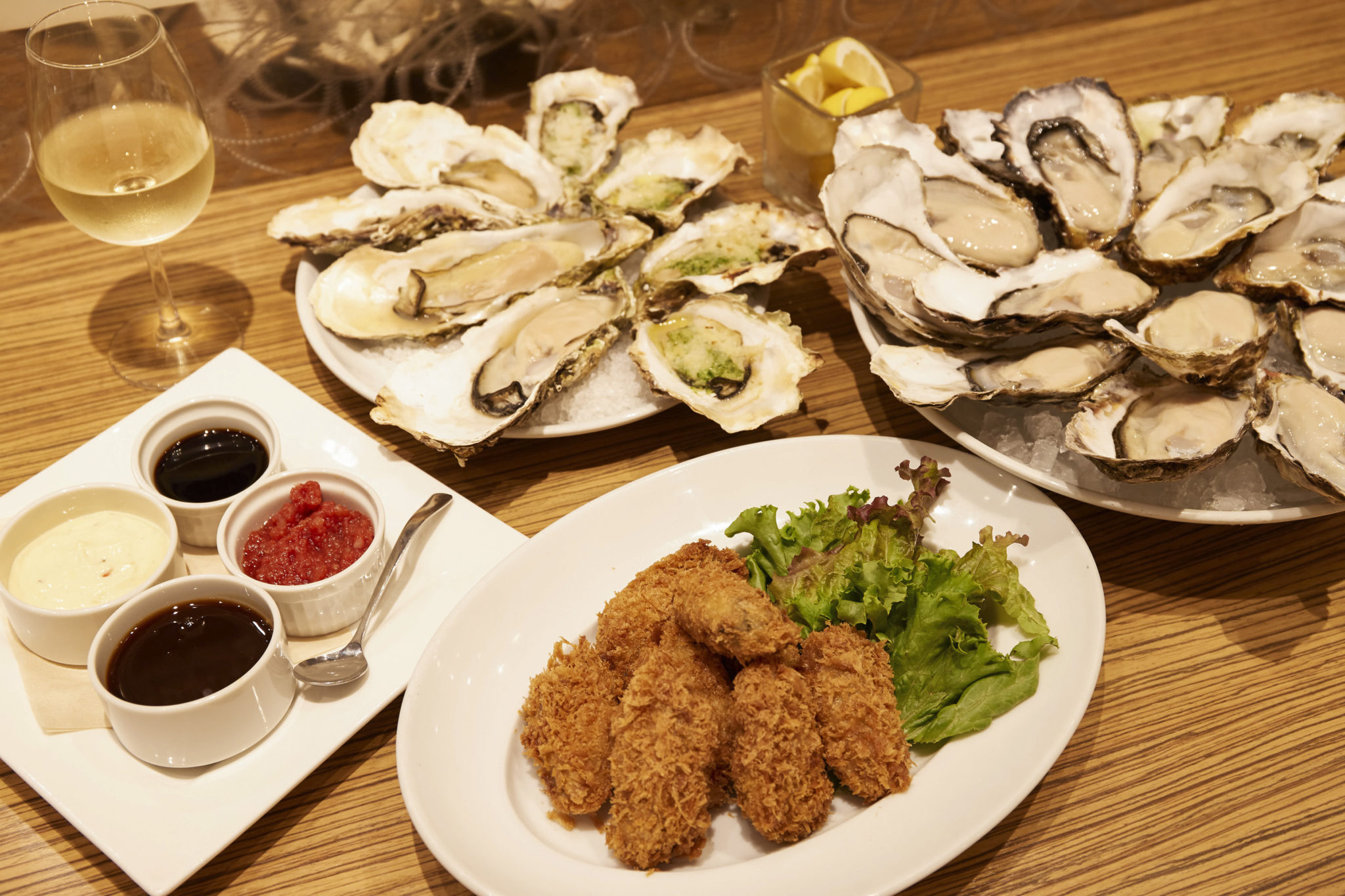 4種類のメニューが満喫できる「牡蠣の食べ放題」3,980円（90分制、60分ラストオーダー）。