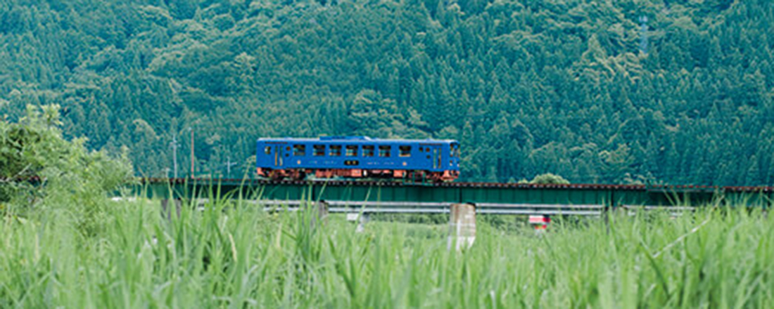鳥取・若桜鉄道で片道30分の鉄道旅を。その魅力と沿線のオススメ店をご紹介!