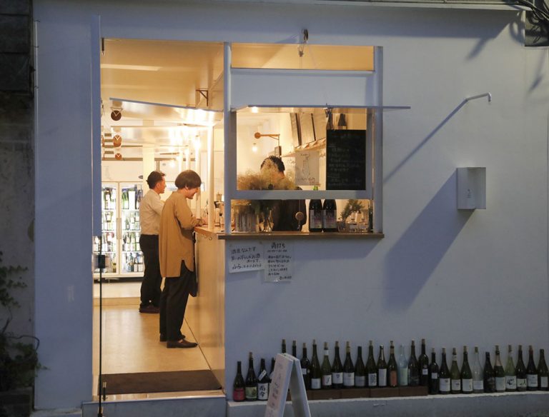 とどろき酒店 薬院stand Hanako Tokyo