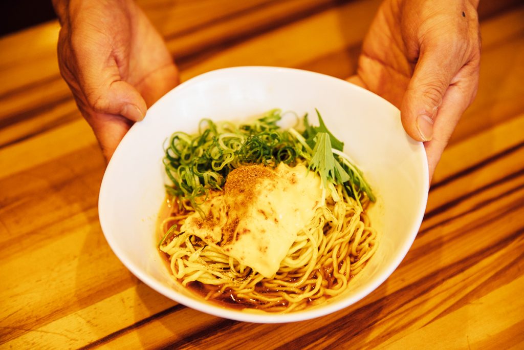 「汁なし担々麺 あぶりチーズ」650円(税込) 「汁なし担々麺 あぶりチーズ」650円(税込)