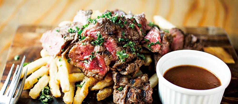ボリューム満点のお肉料理が大人気!雰囲気もいい東京のダイニングバー3軒
