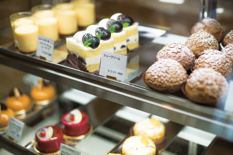 ケーキは14種ほどある。 DSC_8691