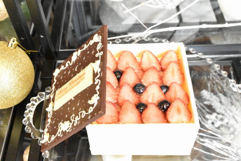 ハナ シュンプウの「キャドー ドゥ ノエル」7,020円。 DSC_0756