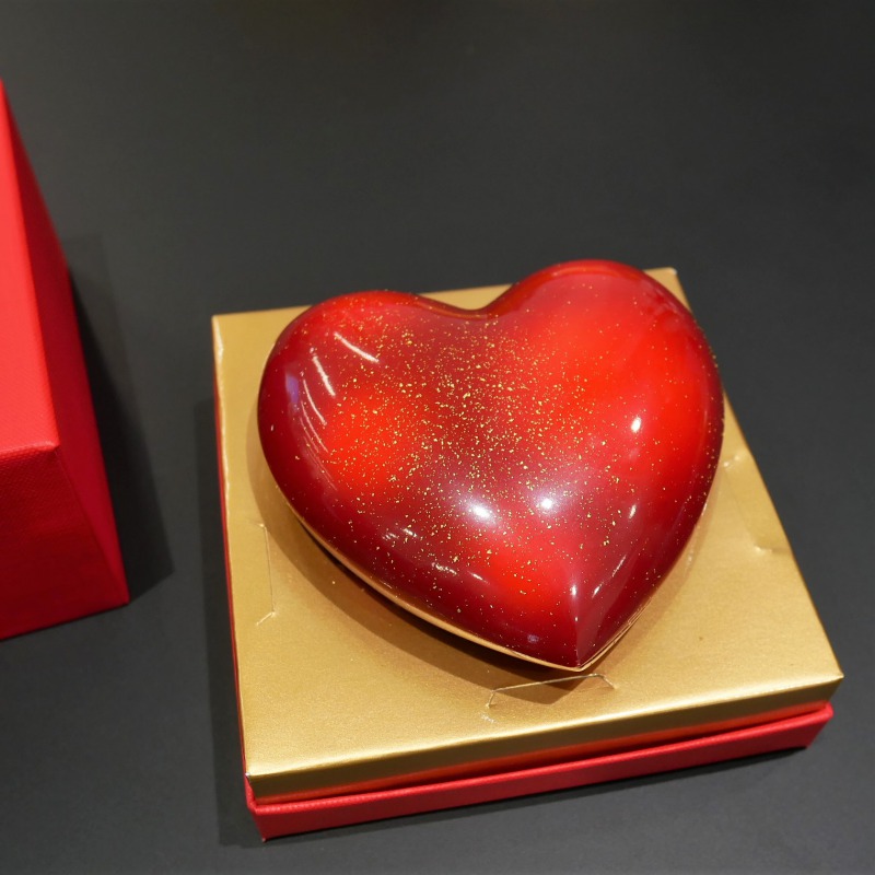 〈岡田美術館チョコレート〉「Okada Museum Chocolate『プレシャスハート～はじけるカカオ～』」