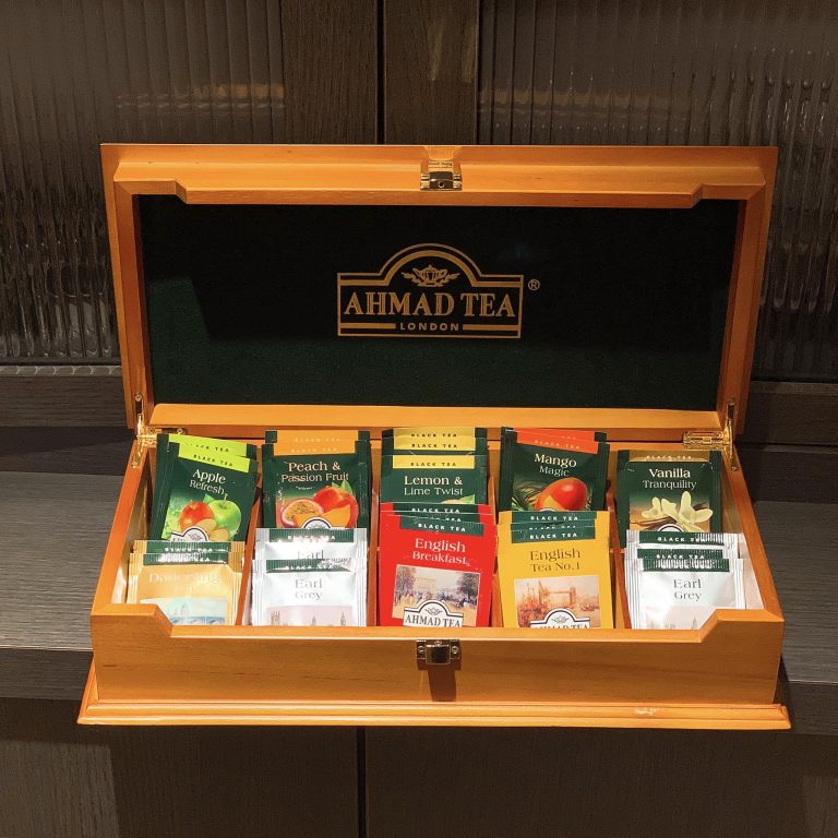 チョコレートと紅茶の甘いコラボ Max Brenner Ahmad Tea のバレンタイン限定メニュー ギフトが登場 Report Hanako Tokyo