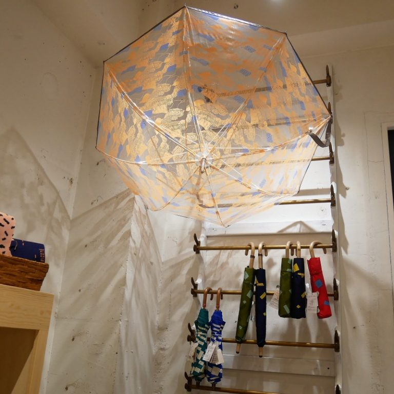 代官山 〈しロといロイロ〉 代官山 〈しロといロイロ〉