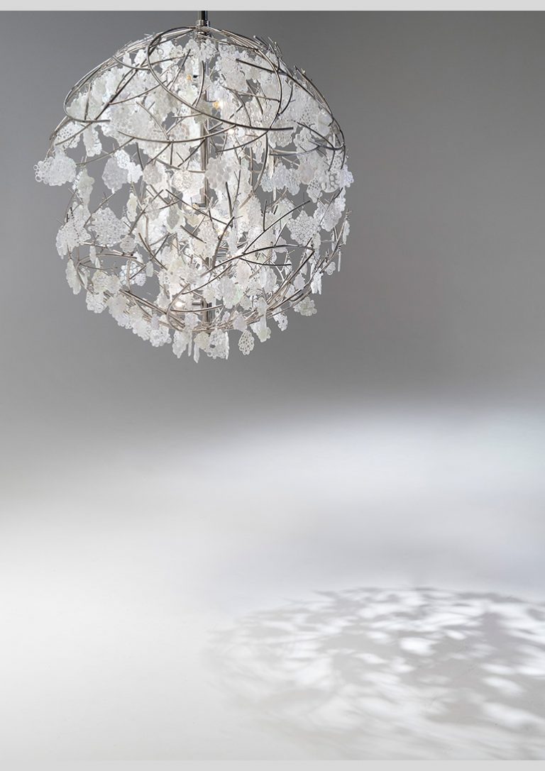 「時の花」2018年ガラス、ステンレス、LED電球 33