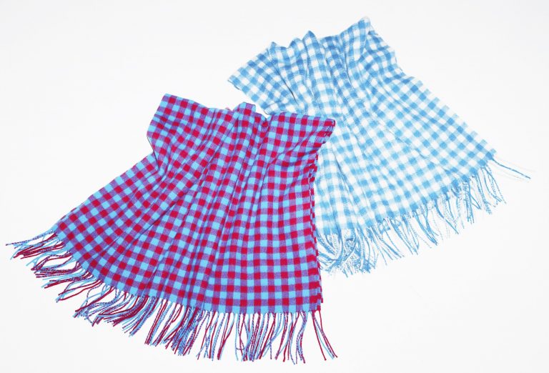 70×210cm 各28,000円(アソースメレ アイネックス 03-5728-1190) A SAUCE MELER