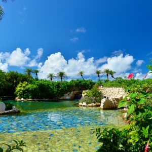 沖縄　〈シギラ黄金温泉〉