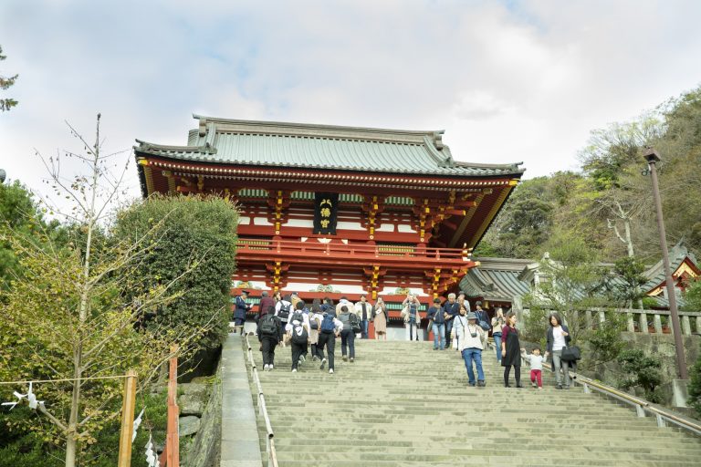 仕事運や恋愛運など 鎌倉 鶴岡八幡宮 心願別のおすすめスポットとは Magazine Hanako Tokyo