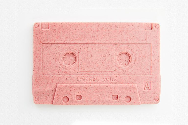 カセットテープ型「オーディオ」（1,200円）