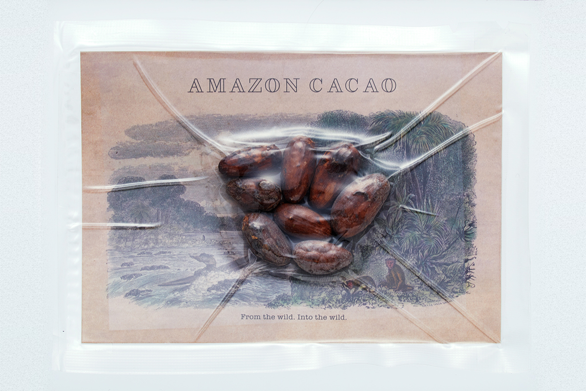 「アマゾンカカオ体験セット」タブレット4種＋野生種カカオ豆付き3,980円（税込）。「カカオ愛とアマゾン愛、 情熱が伝わってきます。」