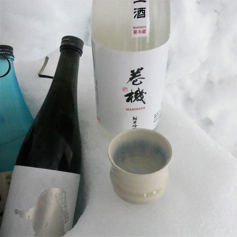 日本酒「巻機」は甘くて飲みやすかった。