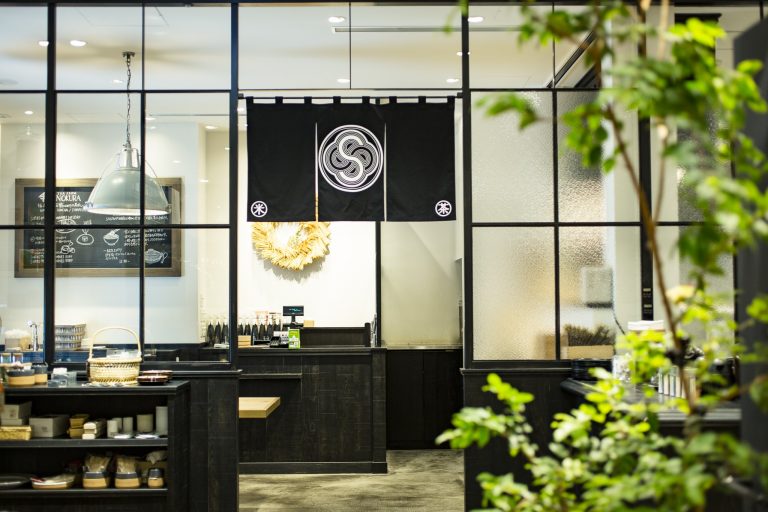 銀座駅に直結。便利な立地も◎ 銀座 SALON GINZA SABOU