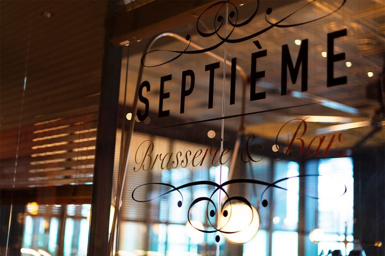 日本橋 SEPTIÈME Brasserie & Bar 日本橋 SEPTIÈME Brasserie & Bar