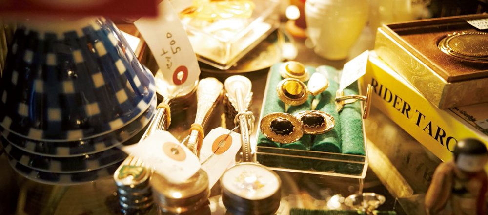 旅行に出かけたくなる「旅」の本屋?【西荻窪】個性が詰まった本・雑貨ショップ3軒