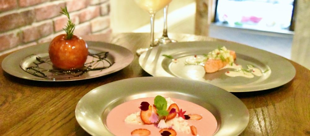 渋谷の“フルーツビストロ”〈KAJITSU DE PARIS〉で旬のフルーツ料理を味わう。