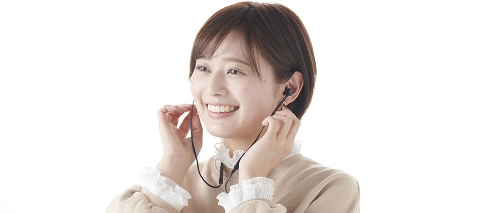 働く女子の愛用品。〈Beats by Dr. Dre〉のワイヤレスイヤホン/広報・風間夏実さん