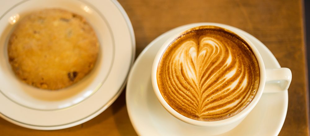 鎌倉・材木座のカフェ〈MILL COFFEE & STAND〉が、ローカルに人気の理由とは?