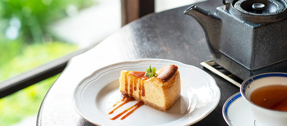 鎌倉でカフェ巡りするなら、長谷の古民家カフェ〈Chez Samantha〉へ。