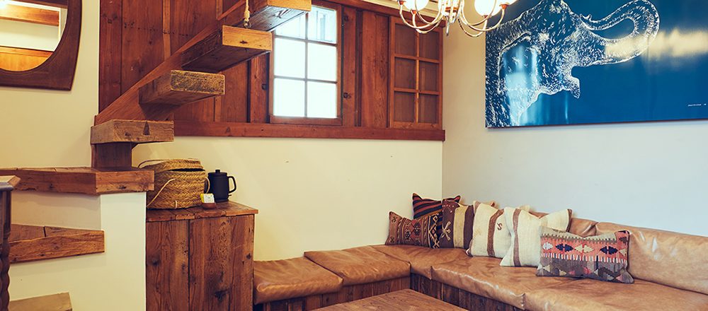夏のグループ旅行は【葉山】一棟貸し切りのリノベ宿〈The Bath & Bed Hayama〉で決まり!