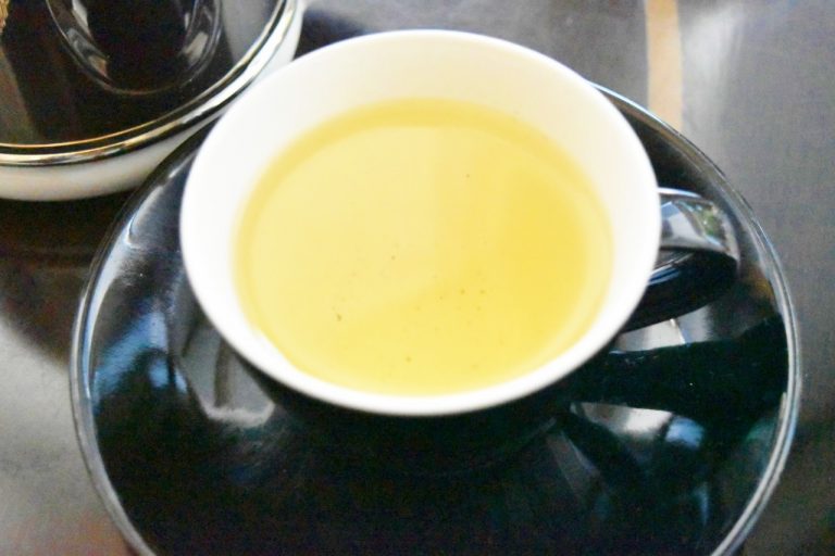 上品で優しい口当たりの「Sweet France Tea」。 DSC_0025