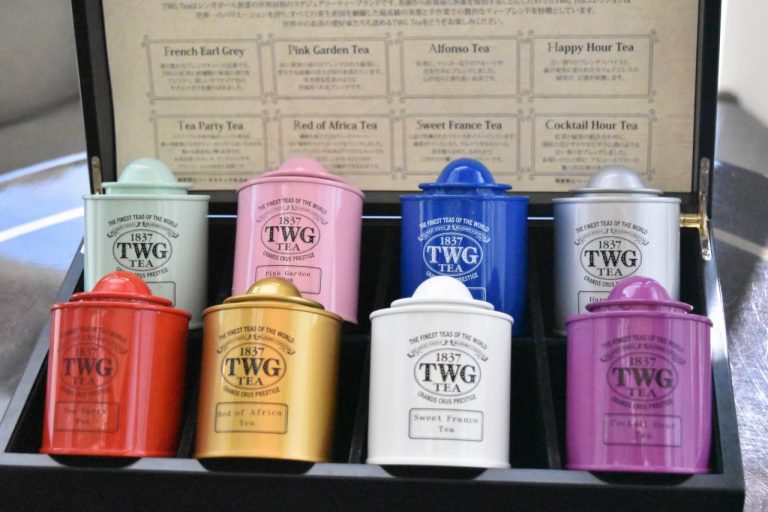 世界屈指のラグジュアリーティーブランド〈TWG〉8種から好きなお茶をチョイス。 DSC_0023