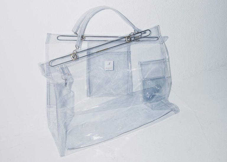 H36×W41×D16cm 28,000円(アナトミカ サロンアダムエロペ 0120-298-133) FotoJe3t
