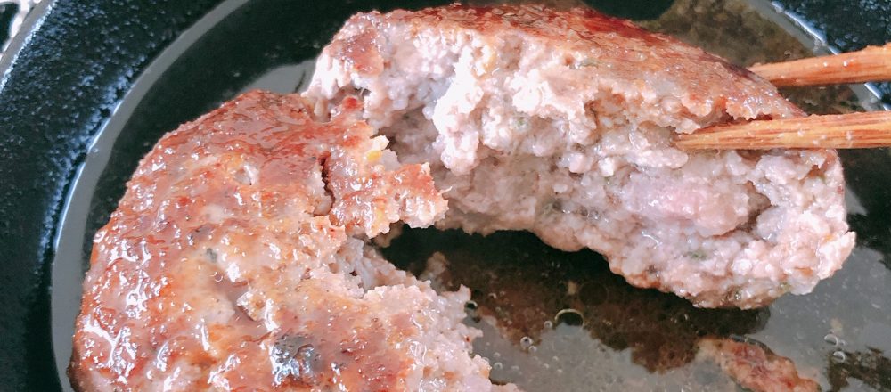 仔羊の旨味とスパイスがたまらない。〈東洋肉店〉の「LAMBerg」~眞鍋かをりの『即決!2000円で美味しいお取り寄せ』第44回~